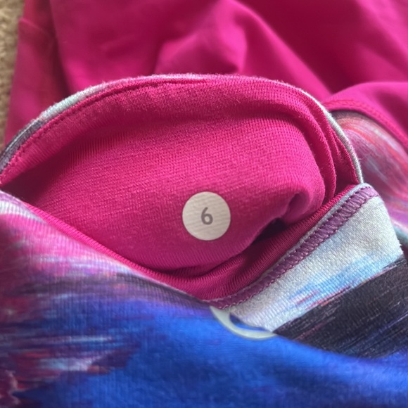 Lululemon Pink Wunder Under Hi Rise
Special Edition Crop Leggings Size 6 - Picture 2 of 3